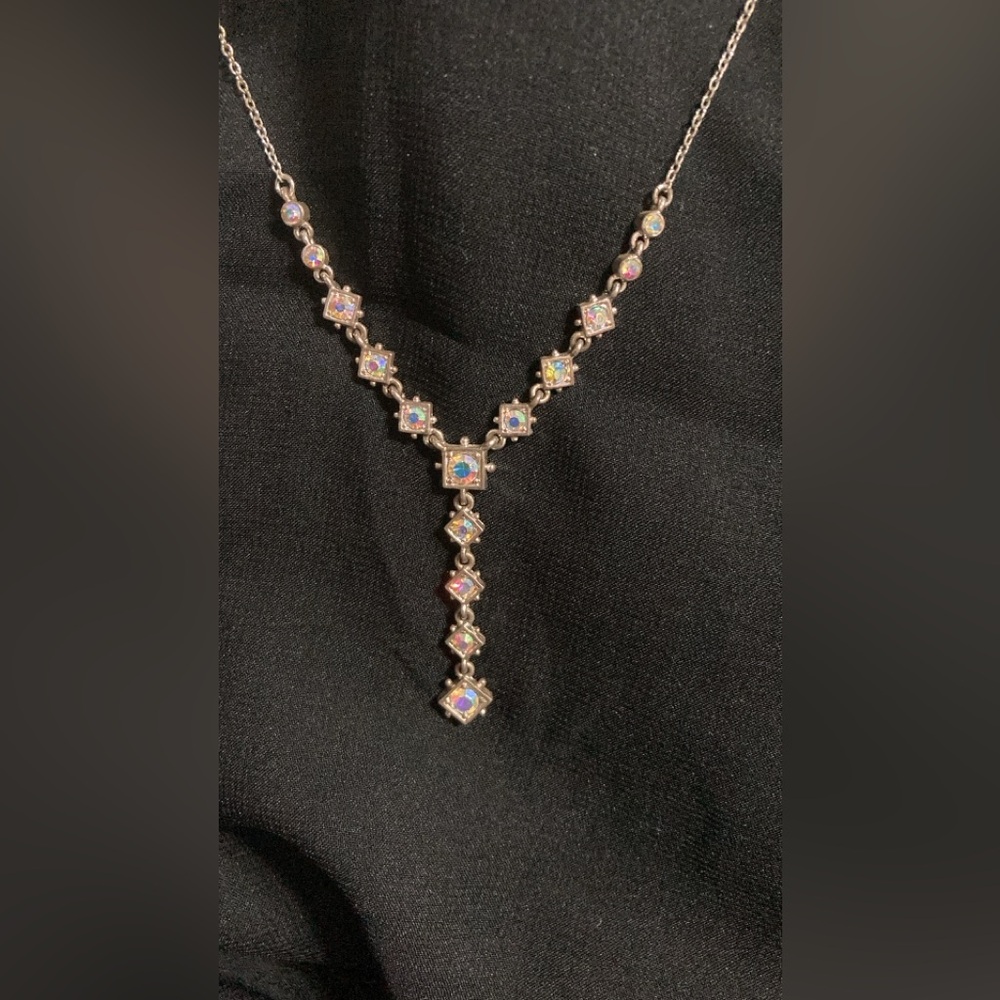 NORTHERN LIGHTS Y NECKLACE FROM PREMIER DESIGNS